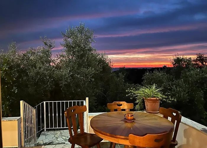 Hotel Qerana's Rooms: Corner Of Nature *